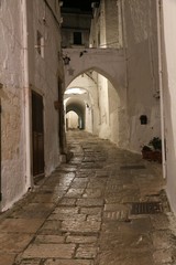 Ostuni di notte