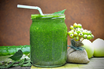 Green smoothie natural diet eco bio