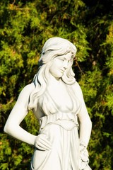 Fototapeta premium Monument - beautiful girl, established in Gorky Park in Rostov - on - Don.