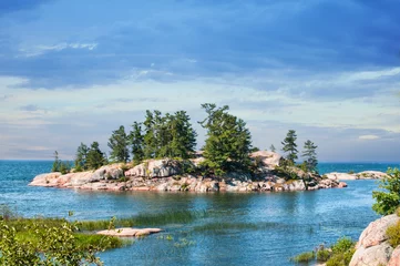 Papier Peint photo Nature Landscape of an island on a sunny summer day at Killarney Provincial Park ontario canada