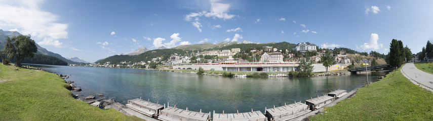 Fototapeta premium Panorama of Sankt Moritz with the lake in the front