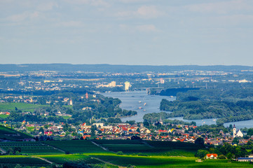 Fototapeta na wymiar Rhein river, Ruedesheim, Rheinland-Pfalz, Germany