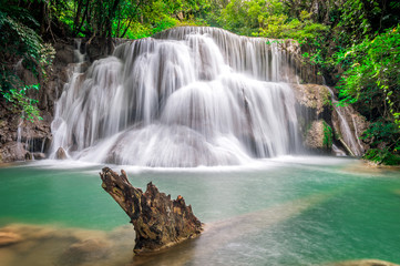Park Narodowy Huay Mae Kamin w Tajlandii. - 89009865