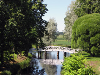 Загородный пейзаж © vikhon