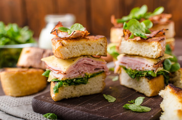 French toast with homemade ham, gouda cheese