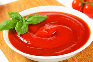 Tomato puree