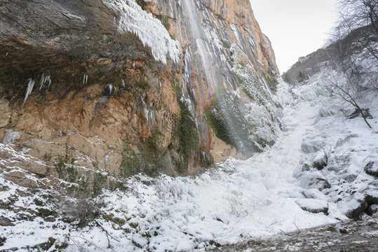Cascada del Chorr&oacute;n de Viguera, La Rioja (Espa&ntilde;a)