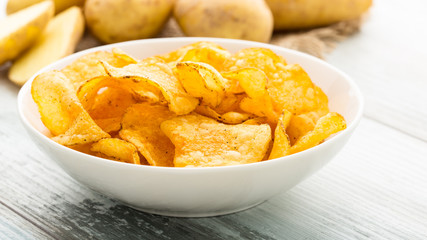 Kartoffelchips - potato crisps