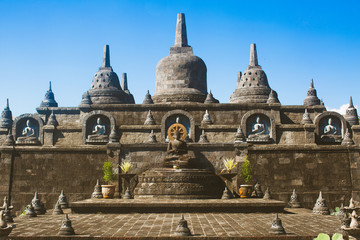 Fototapeta na wymiar temple of Banjar