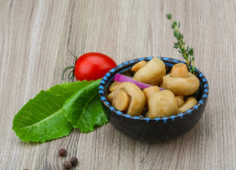 Pickled champignon