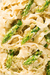 Tagliatelle with asparagus