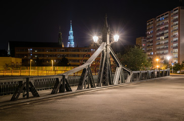 Fototapeta na wymiar Paradiesbrücke Zwickau am Abend 03