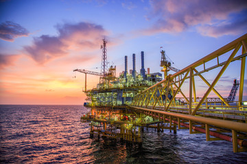 Oil and gas platform or Construction platform in the gulf or the sea, Production process for oil...