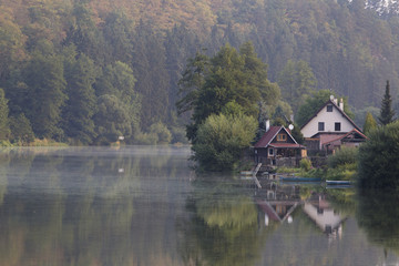 Fototapeta premium Cottage by the river