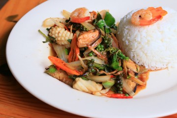 basil fried rice spicy shrimp seafood