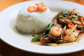 basil fried rice spicy shrimp seafood