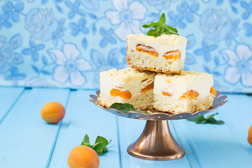 Cake cheesecake with apricots, summer dessert