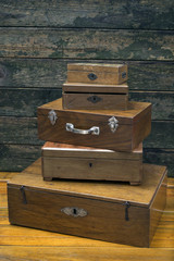  wooden boxes