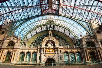 Antwerp central train station © dinozzaver