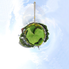 360 degree panorama of park