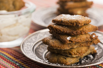 spanish snack crackers with black olives and anchois