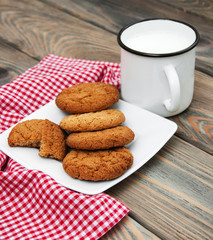Milk and oatmeal cookies