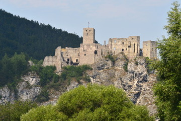 Fototapeta na wymiar Ruin of castle Strecno - Slovakia