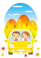 秋　ドライブを楽しむカップル