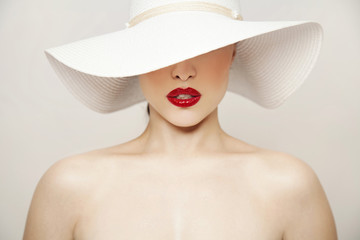red lips and white hat - 89136695