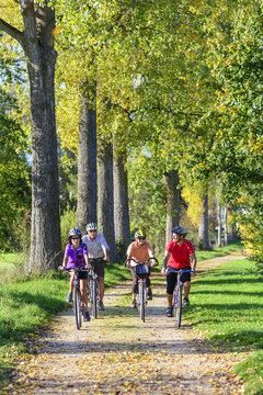 Senioren-Gruppe macht eine Radtour