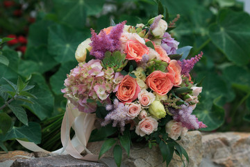beautiful bridal bouquet