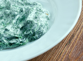 Iranian Yogurt and Spinach Dip