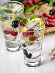 Berry lemonade