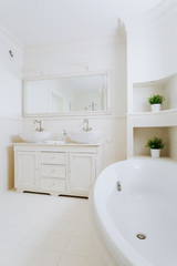 Fototapeta na wymiar Luxury bathroom's design