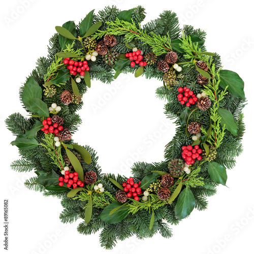 &ldquo;Traditional Christmas Wreath with holly, ivy, mistletoe and winter