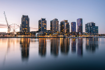 Fototapeta na wymiar The docklands waterfront area of Melbourne in the evening, Australia.