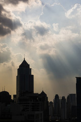Obraz premium Sunset over modern buildings in Bangkok, Thailand capital city