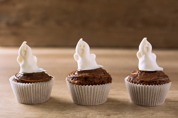 Halloween homemade caupcakes cookies