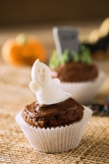 Cupcake ghost cookie close up