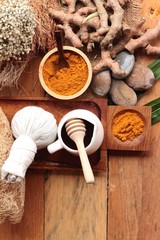 Phlai herb, Cassumunar ginger both fresh and as a powder 