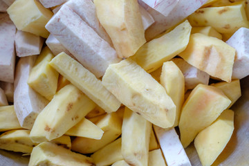 Taro and potato for glutinous rice steamed in banana leaf