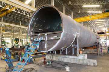 Pressure vessel fabrication