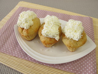 Cupcakes mit Kokossahne