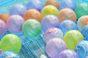 ポップな風船ヨーヨー