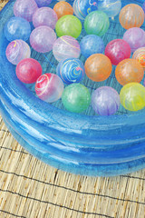 ポップな風船ヨーヨー