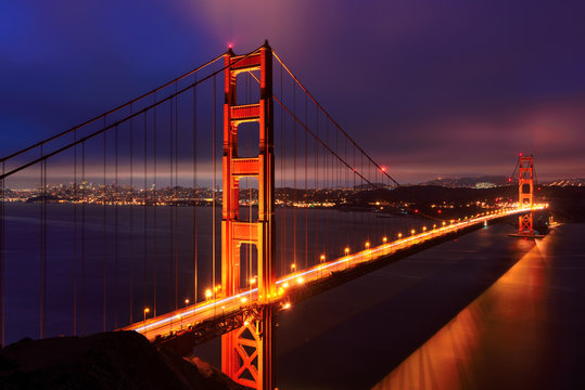 Golden Gate Bridge in San Francisco at night, USA