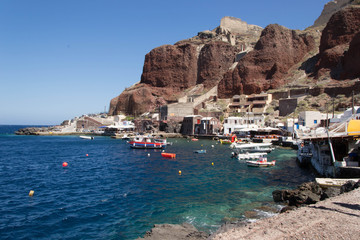 Obraz premium 789 - fishing boats at the port of Santorini Ammoudi