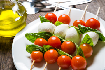 kebab caprese