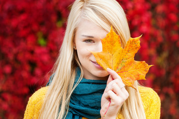 Beautiful young woman - autumn portrait