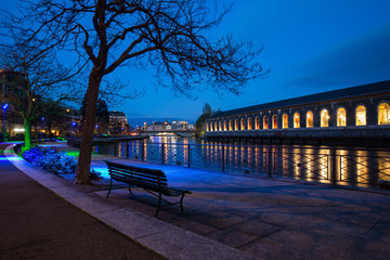 Quai du Seujet blue hour